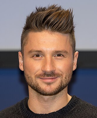 Portrait of Sergey Lazarev - Peacock personality