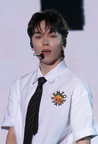 Vernon (rapper)